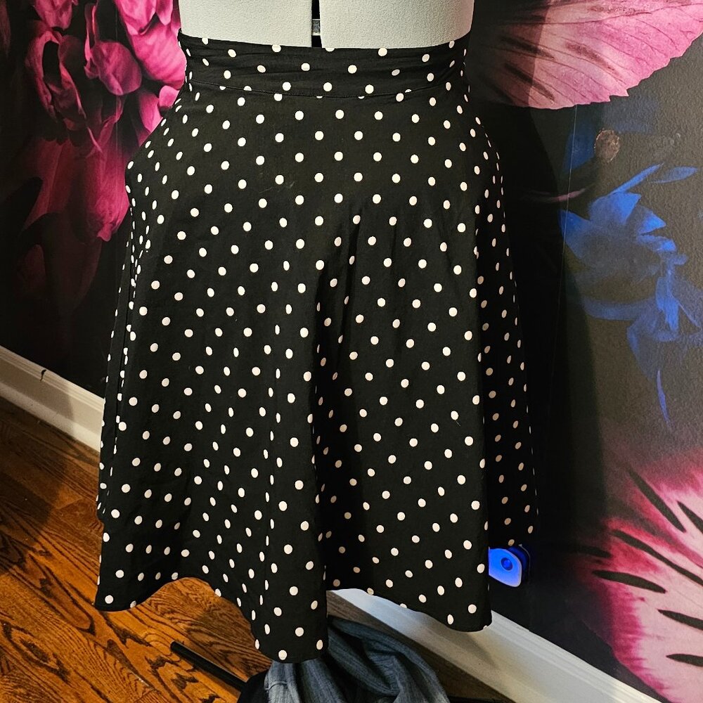 Unique Vintage polka dot half circle skirt with POCKETS